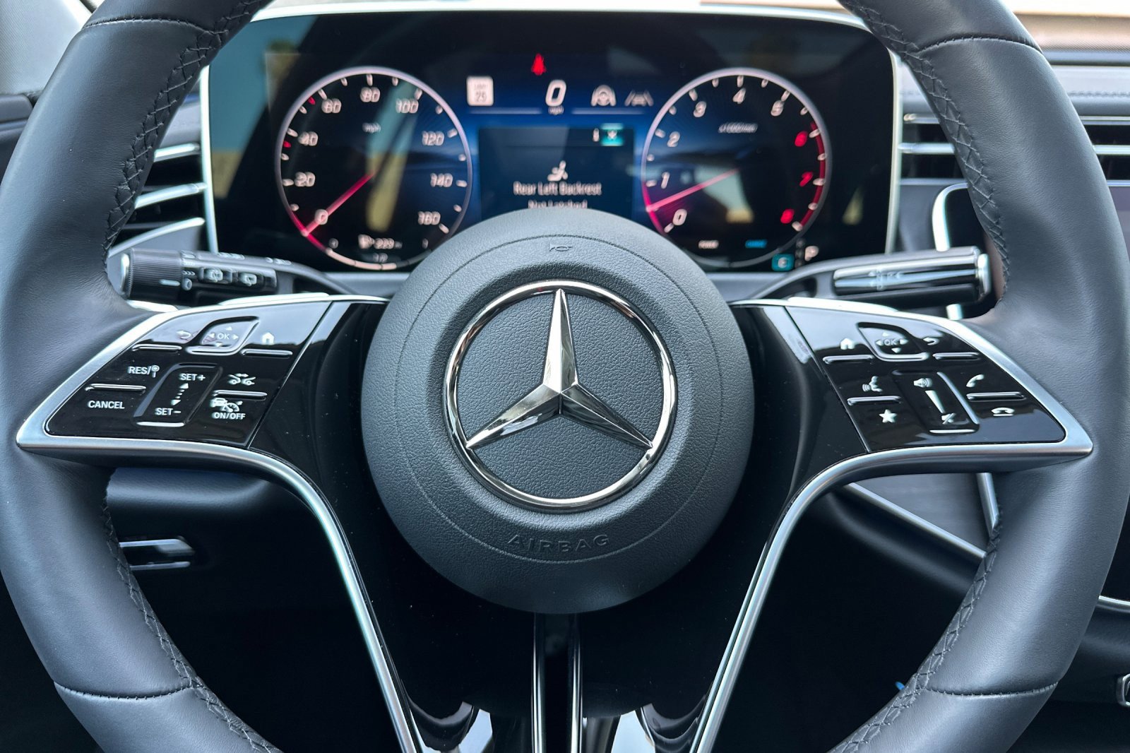 Used 2025 Mercedes-Benz E 450 4MATIC All-Terrain Wagon image 23