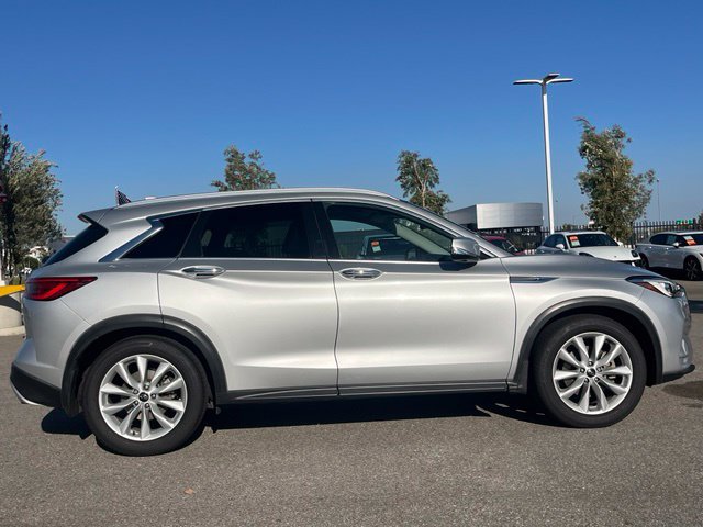 Certified 2019 INFINITI QX50 Essential w/ Cargo Package FWD image 5