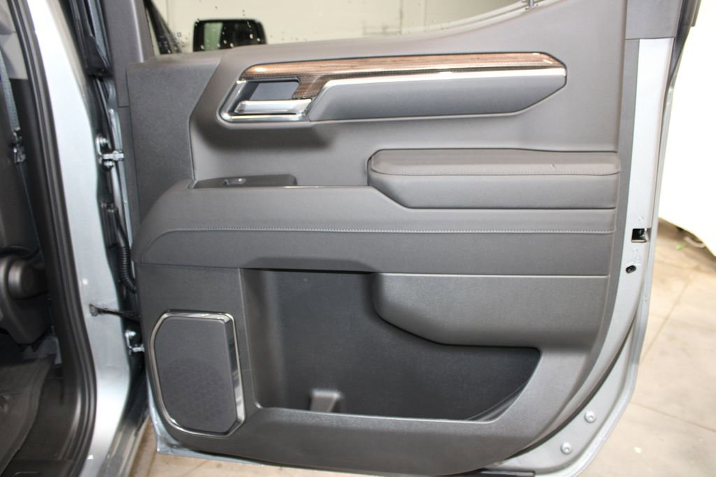 New 2026 Chevrolet Silverado 1500 LT w/ Z71 Off-Road Package AWD/4WD image 39
