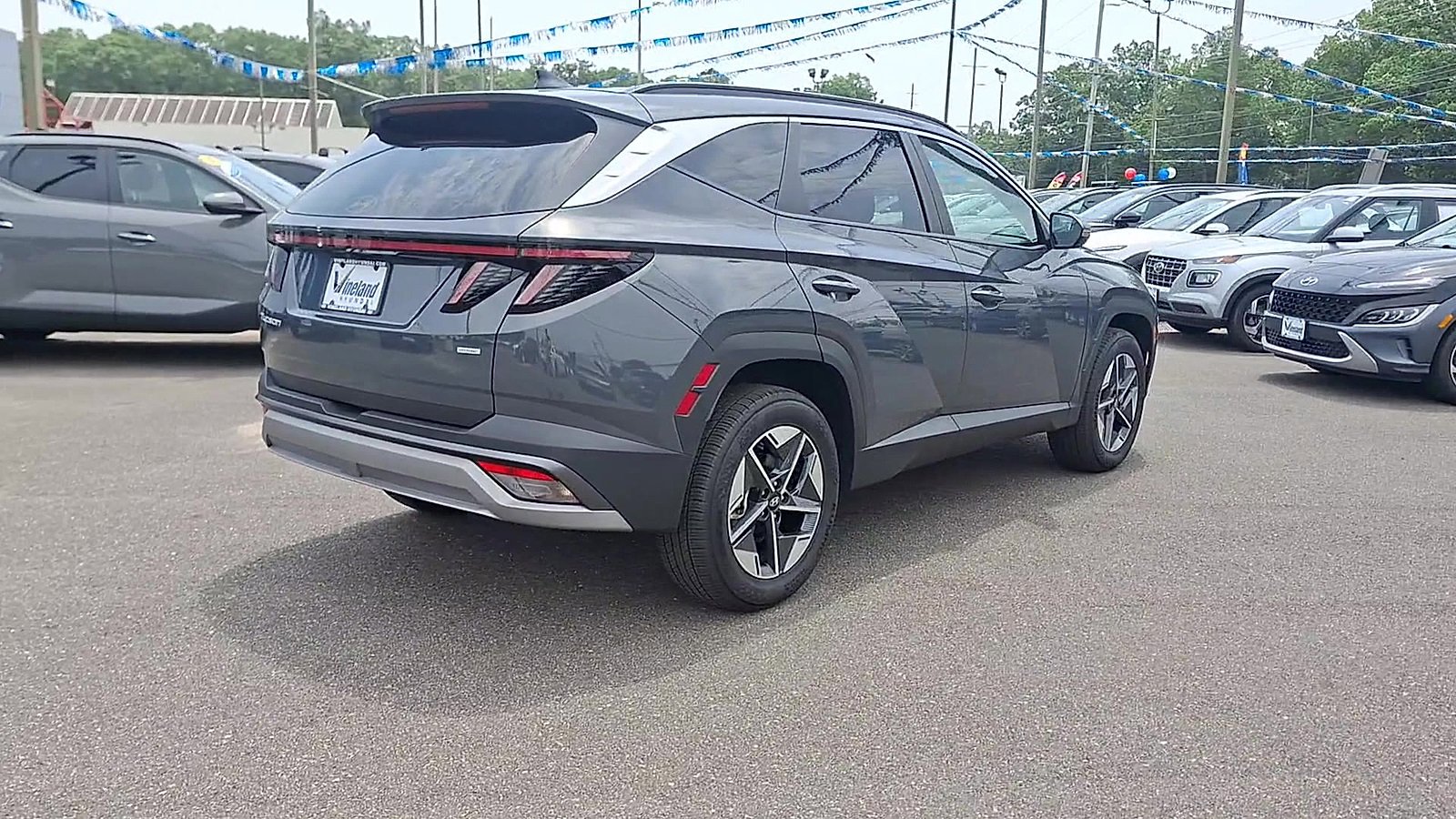 Certified 2025 Hyundai Tucson SEL image 8