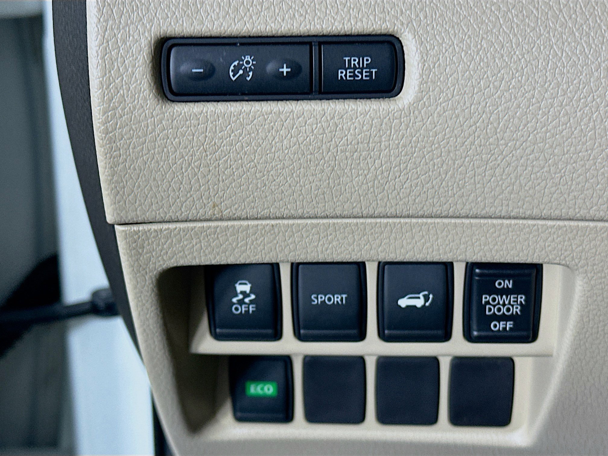 Used 2015 Nissan Rogue SL image 17