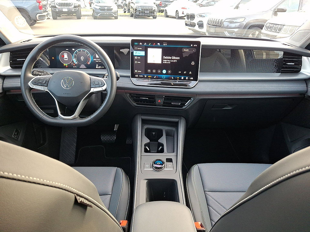 Used 2026 Volkswagen Tiguan SE AWD/4WD image 10