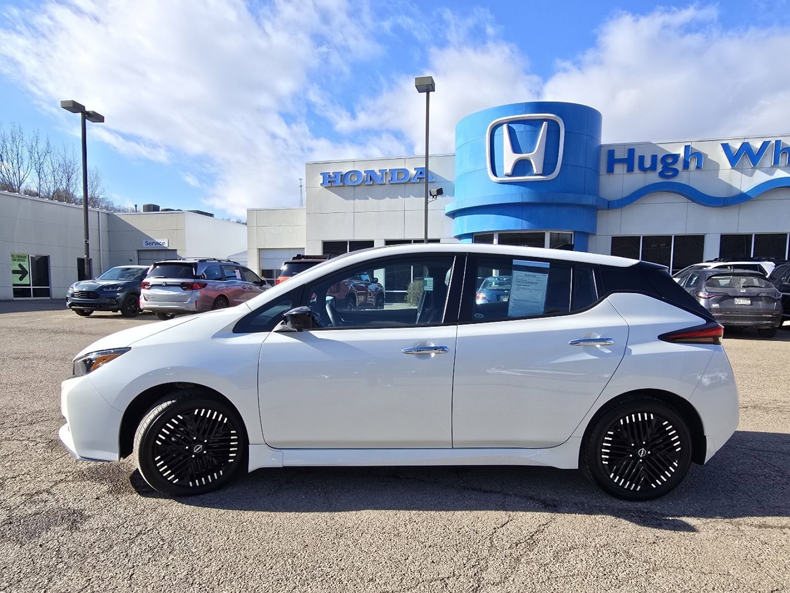 Used 2024 Nissan Leaf SV Plus image 13
