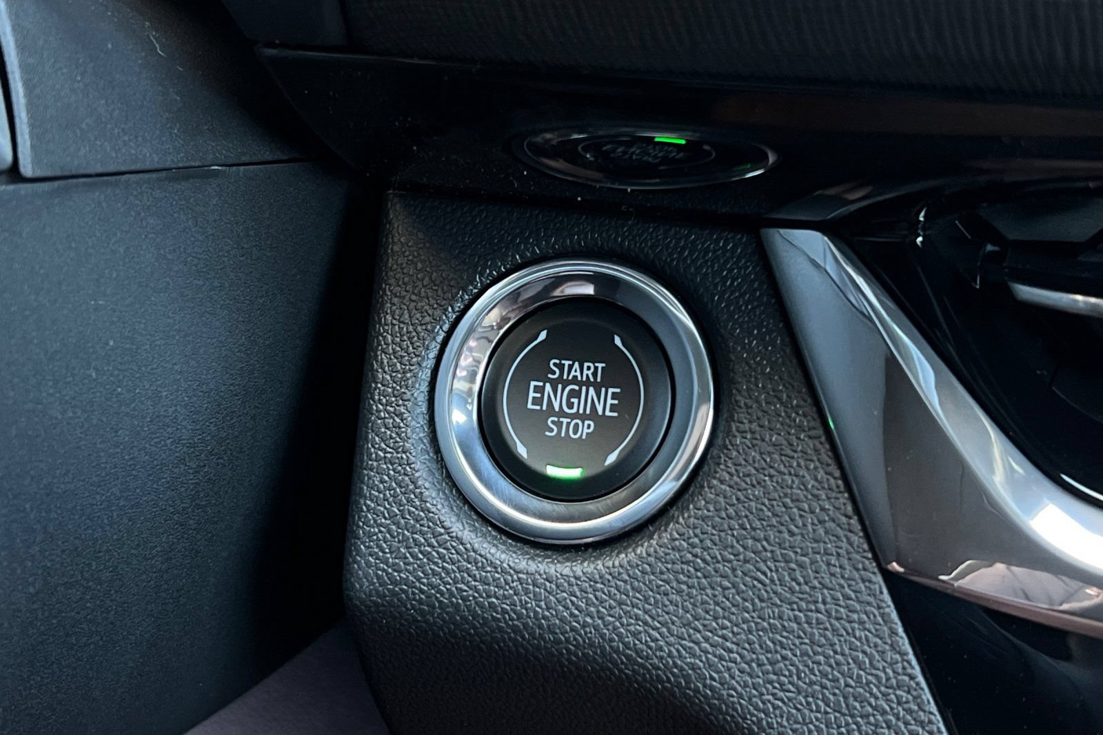 New 2026 Buick Envista Sport Touring w/ Convenience I Package FWD image 24