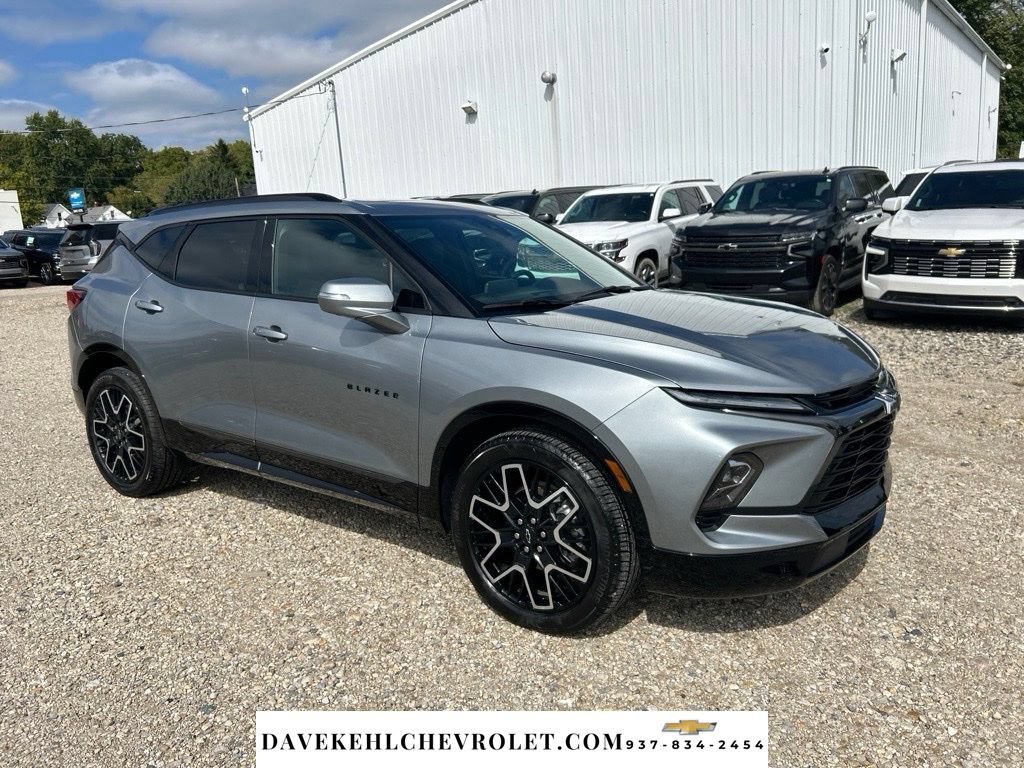 Used 2025 Chevrolet Blazer RS w/ Driver Confidence II Package AWD/4WD image 7