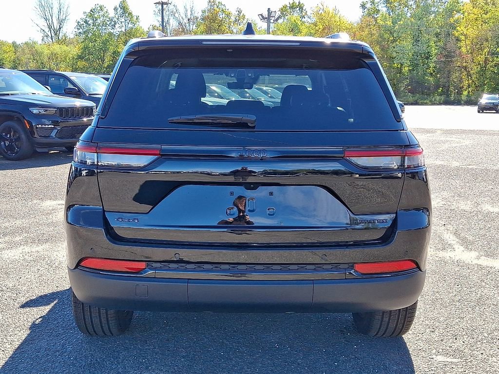 New 2025 Jeep Grand Cherokee Limited image 7