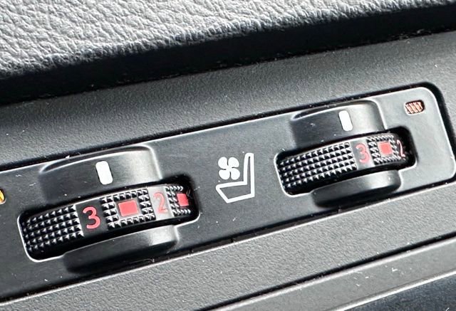 Used 2015 Lexus RX 350 AWD image 25