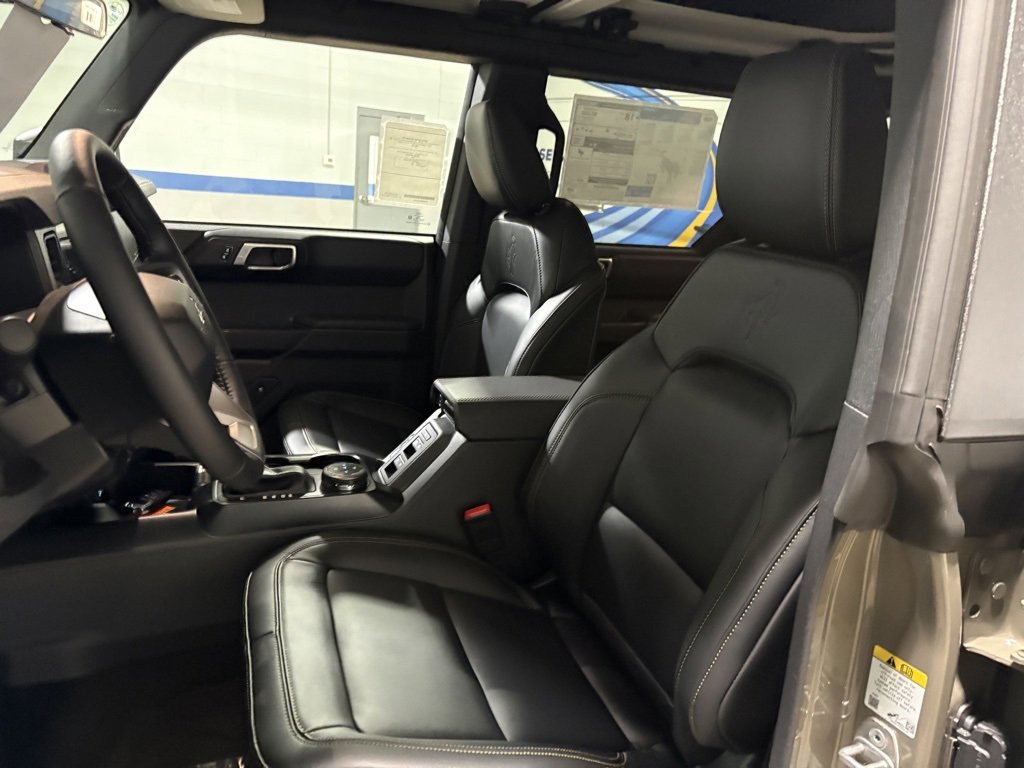 New 2025 Ford Bronco Badlands w/ Sasquatch Package image 12