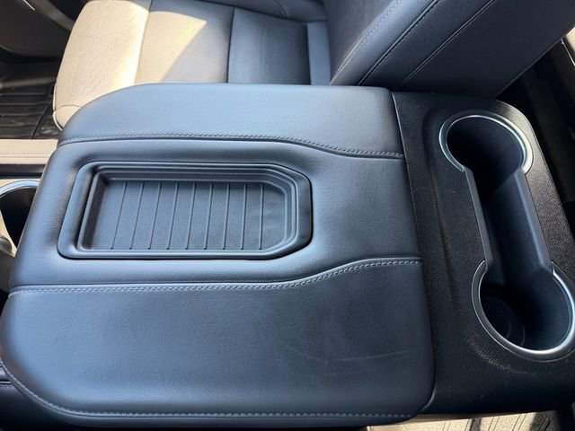 Used 2022 Chevrolet Tahoe Z71 w/ Luxury Package image 27