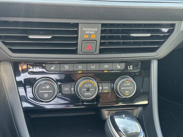 Used 2022 Volkswagen Jetta SE image 19