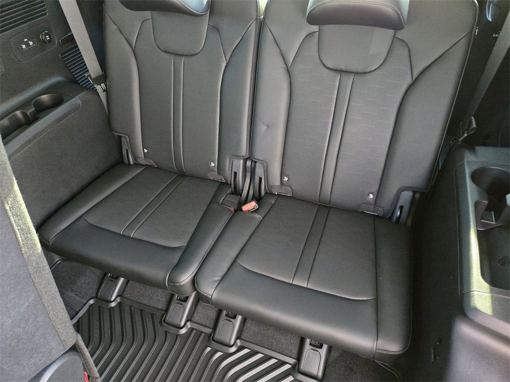 New 2026 Kia Sorento S w/ S Panoramic Sunroof Package FWD image 24