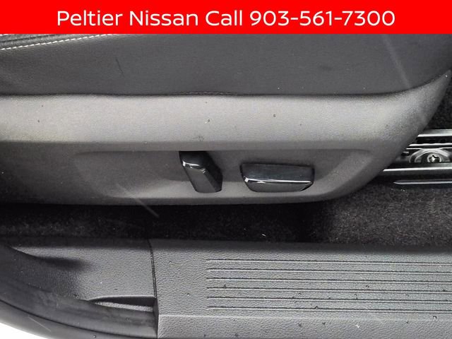 Certified 2024 Nissan Rogue SL w/ SL Premium Package FWD image 15