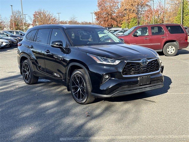 Used 2020 Toyota Highlander Limited