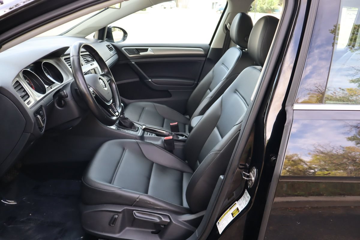 Used 2016 Volkswagen Golf Limited Edition FWD image 19