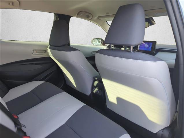 Used 2025 Toyota Corolla LE image 23