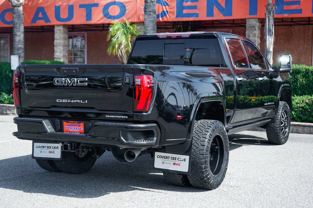 Used 2024 GMC Sierra 3500 Denali w/ Denali Reserve Package AWD/4WD image 10
