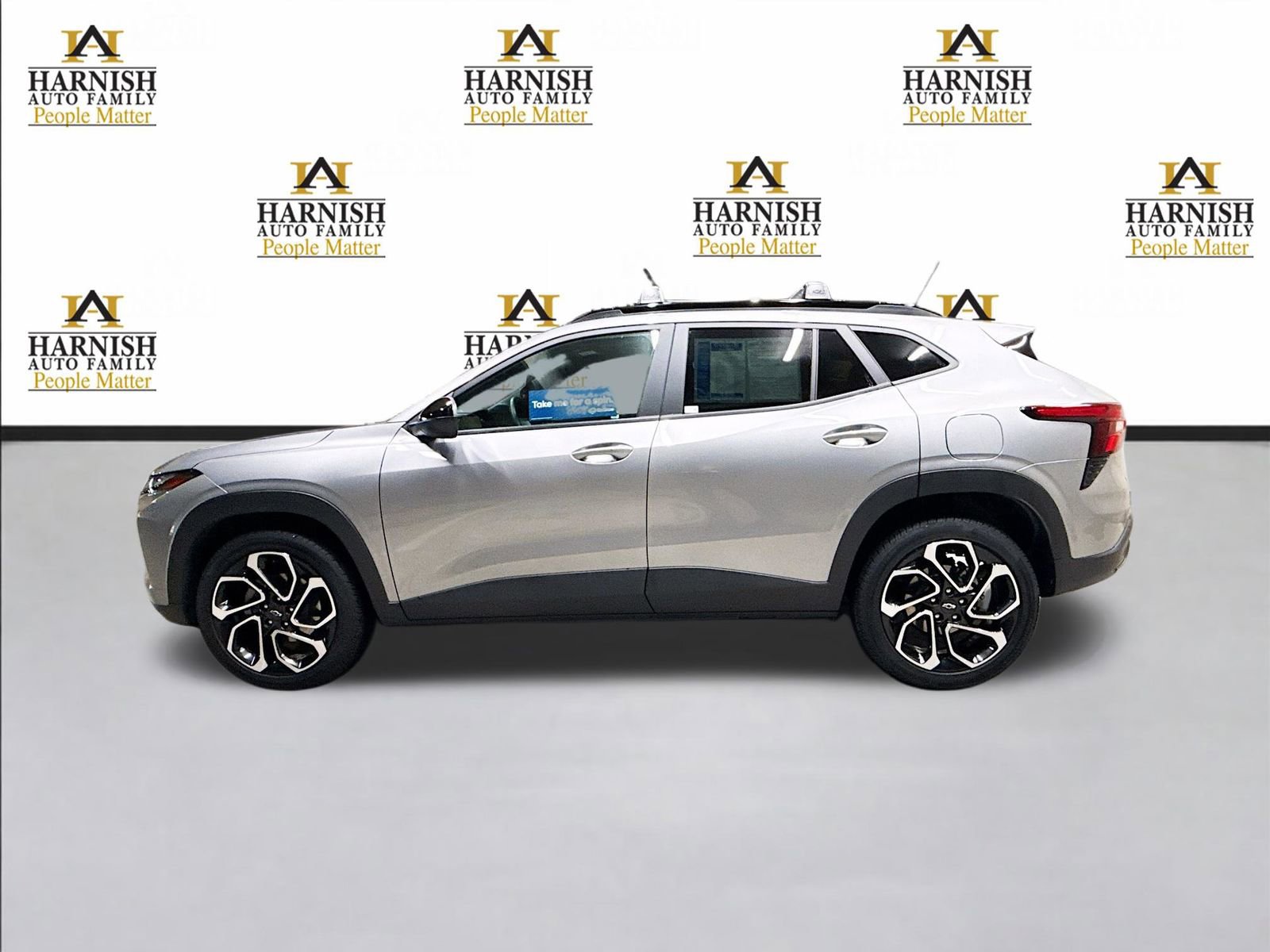 Certified 2025 Chevrolet Trax RS w/ Driver Confidence Package image 10