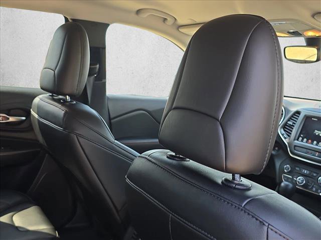 Used 2022 Jeep Cherokee Trailhawk w/ Comfort/Convenience Group image 19