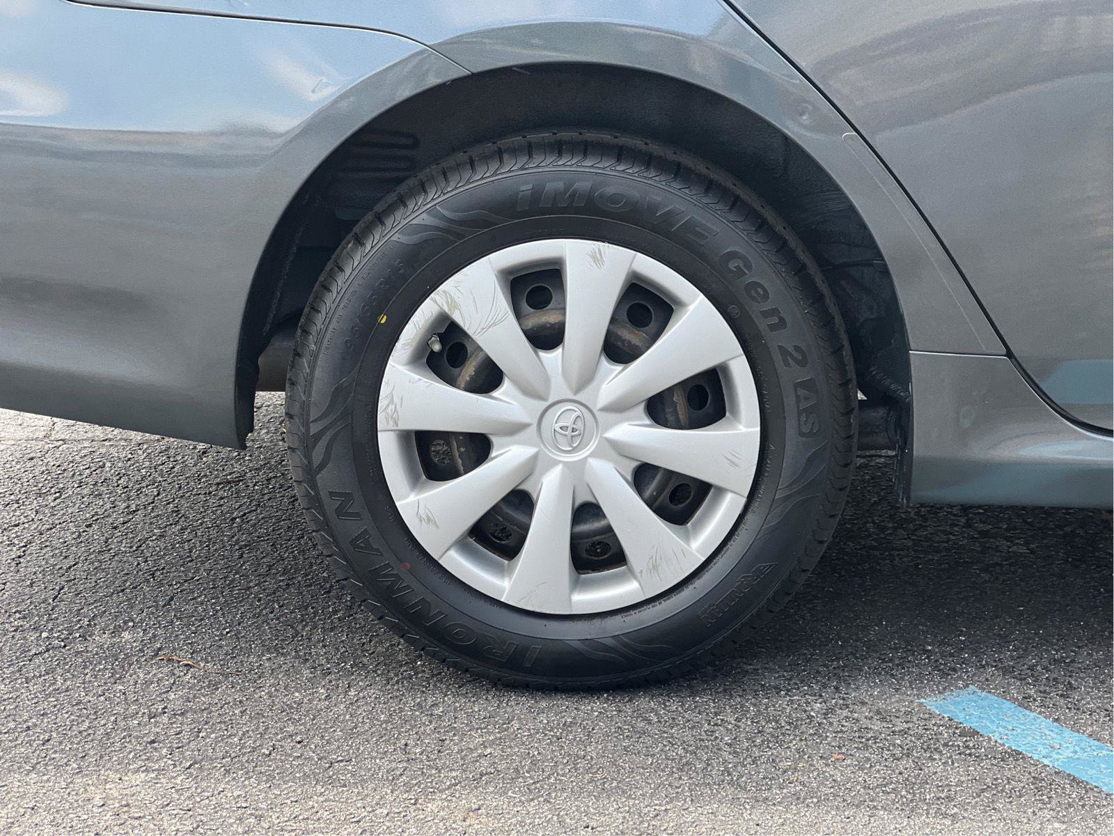 Used 2013 Toyota Corolla L FWD image 22