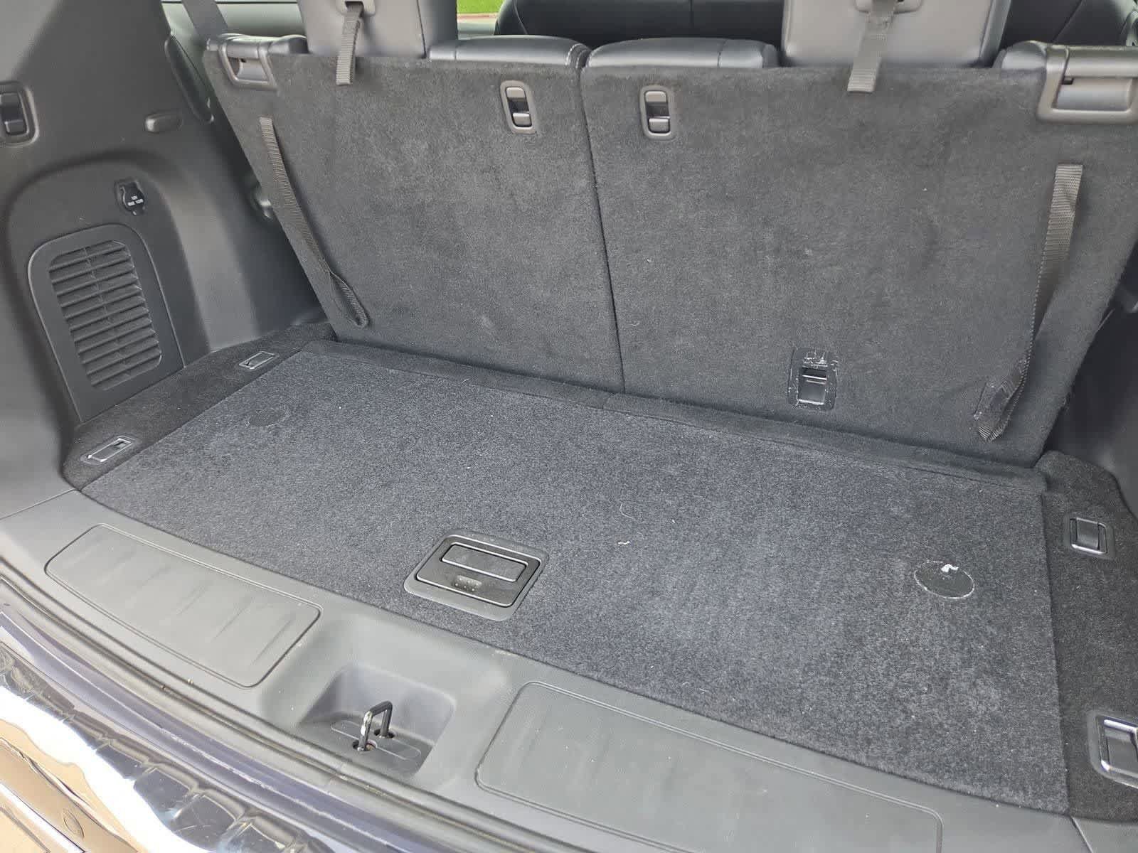 Used 2014 Nissan Pathfinder SL w/ Cargo Package FWD image 31