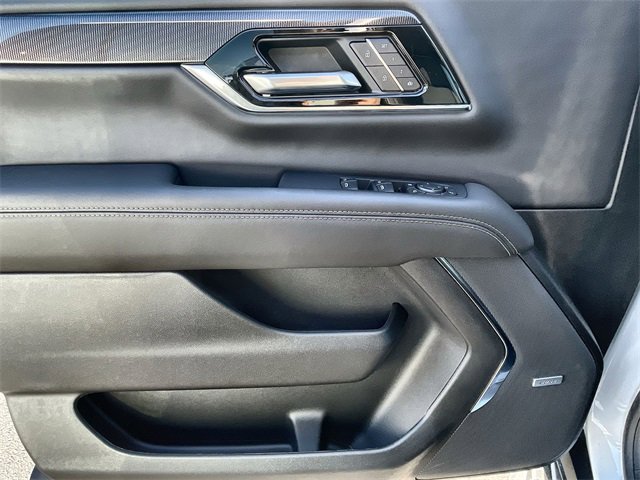 New 2026 GMC Yukon Elevation image 22