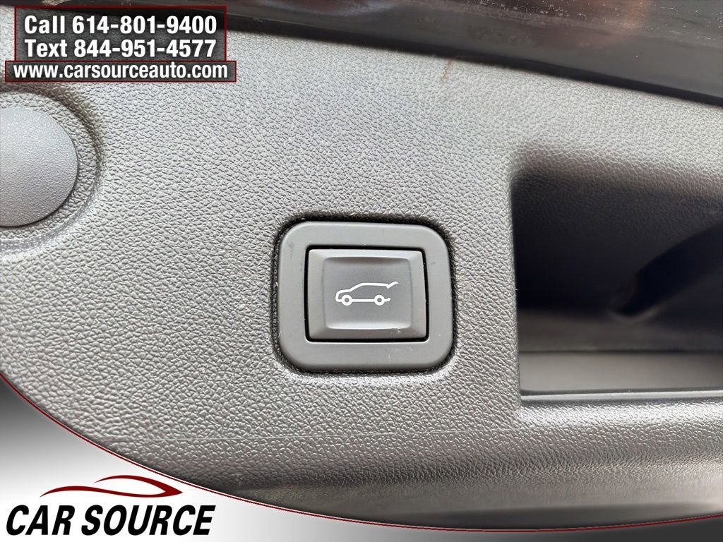 Used 2019 Chevrolet Equinox Premier FWD image 8