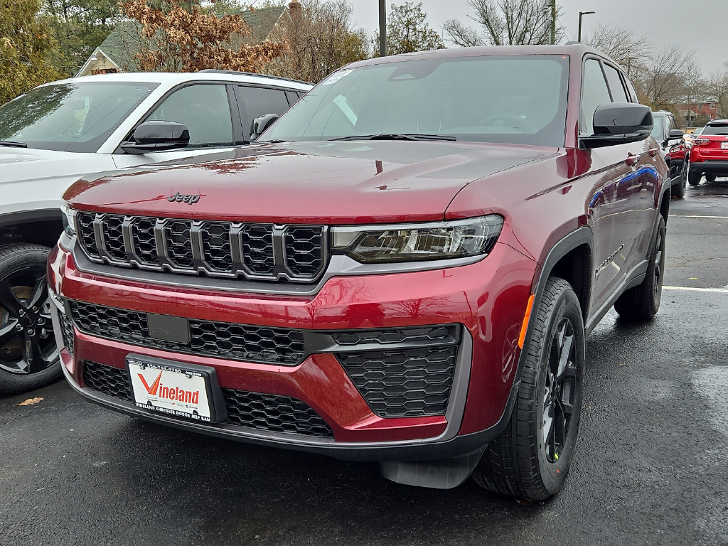 New 2026 Jeep Grand Cherokee Altitude AWD/4WD image 3