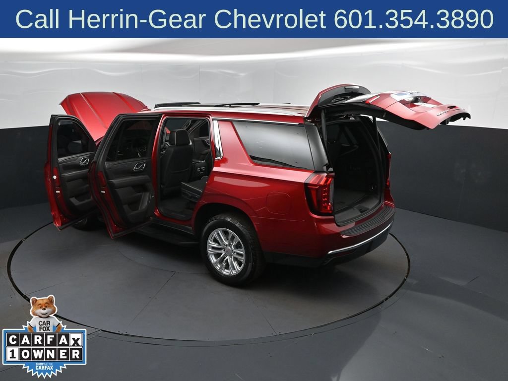 Used 2023 GMC Yukon SLT w/ SLT Premium Package RWD image 2