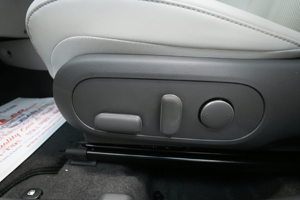 New 2026 Hyundai Kona SEL Premium AWD/4WD image 18