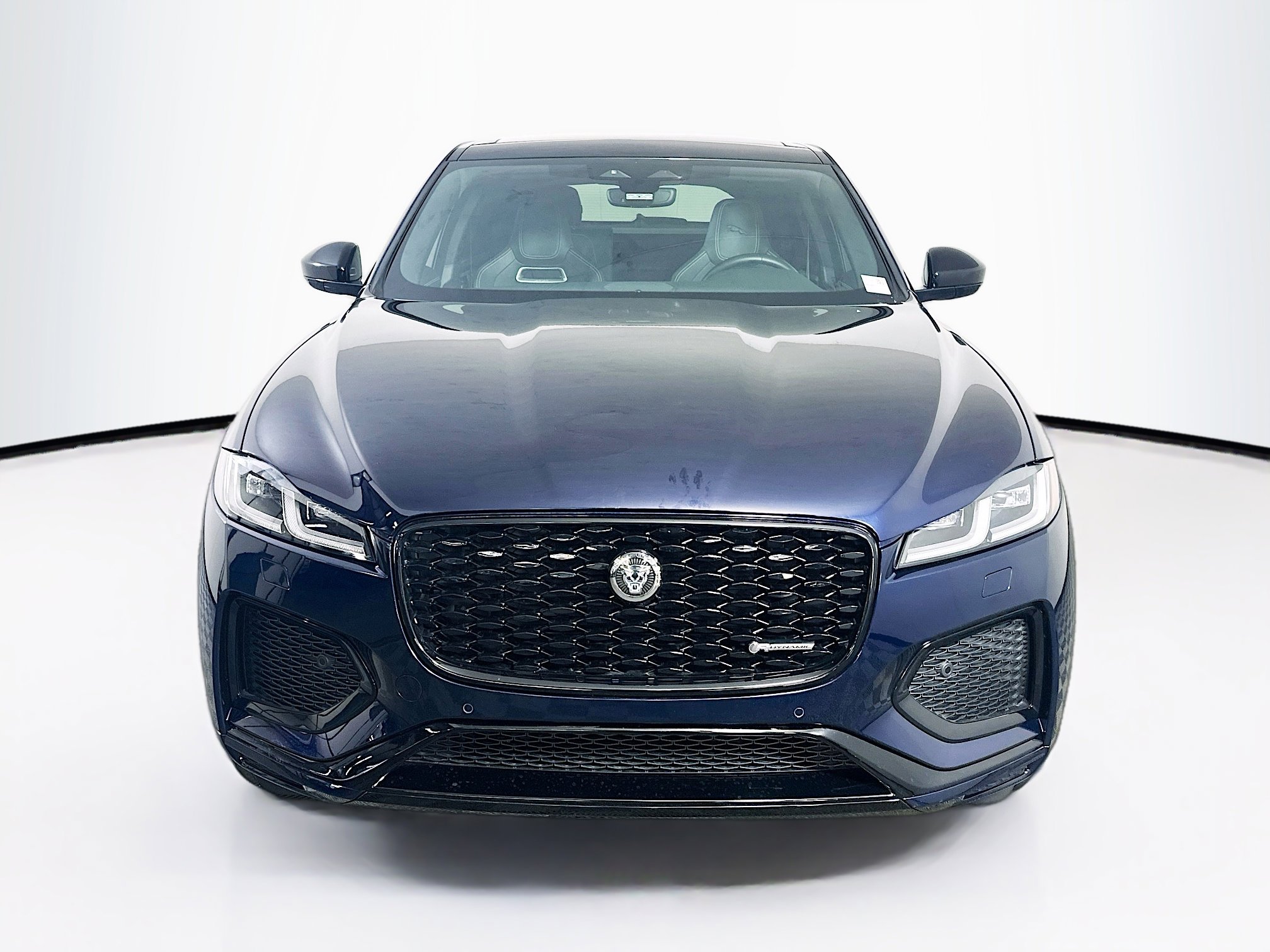 Used 2025 Jaguar F-PACE R-Dynamic S image 2