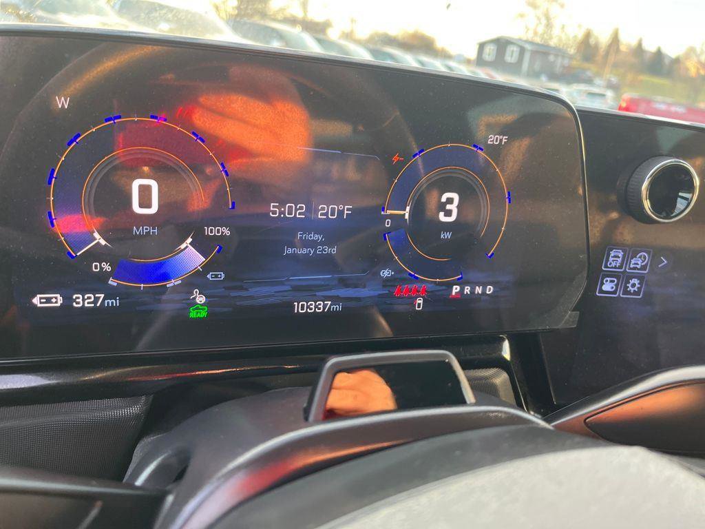 Used 2025 Chevrolet Silverado EV RST image 9