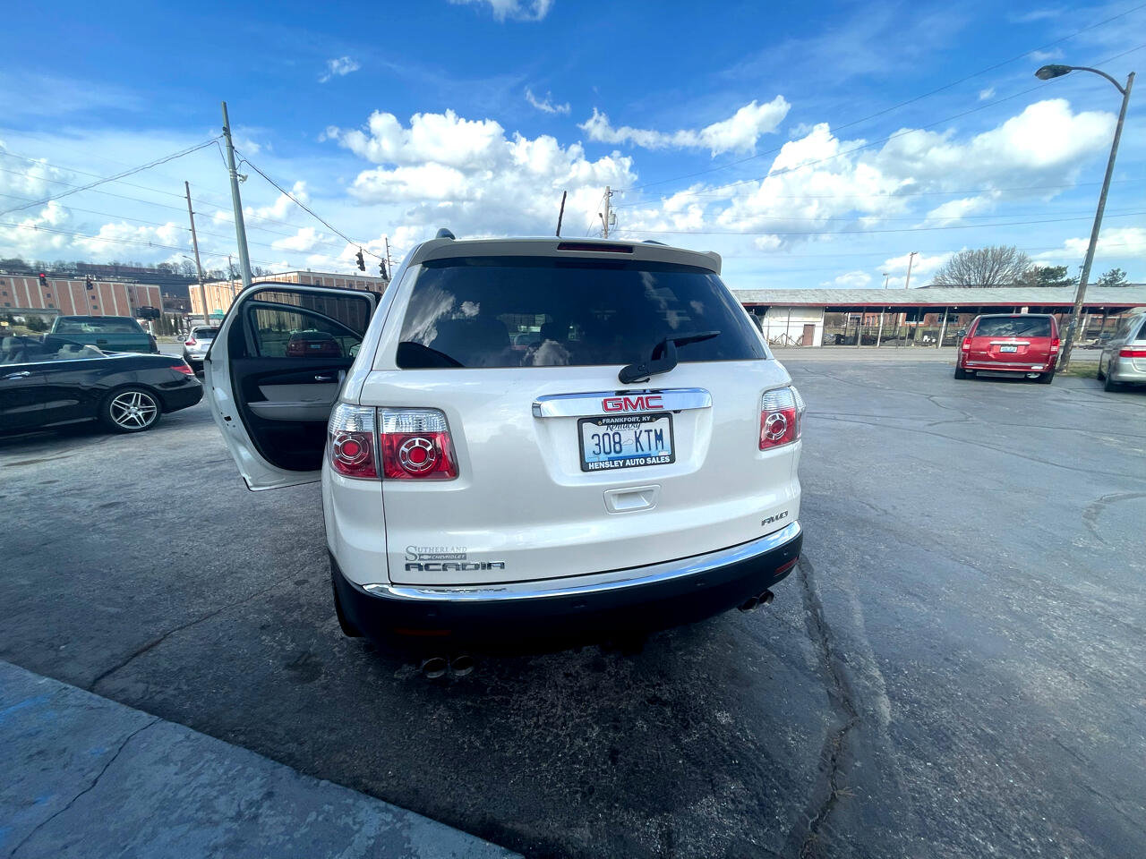 Used 2010 GMC Acadia SLT image 3
