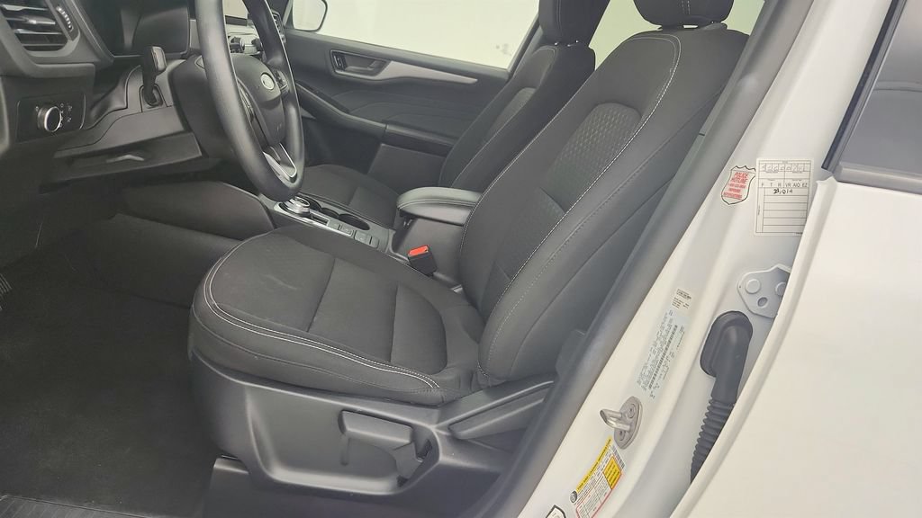 Used 2025 Ford Escape Active FWD image 14