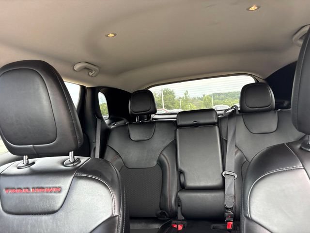 Used 2022 Jeep Cherokee Trailhawk w/ Comfort/Convenience Group AWD/4WD image 26