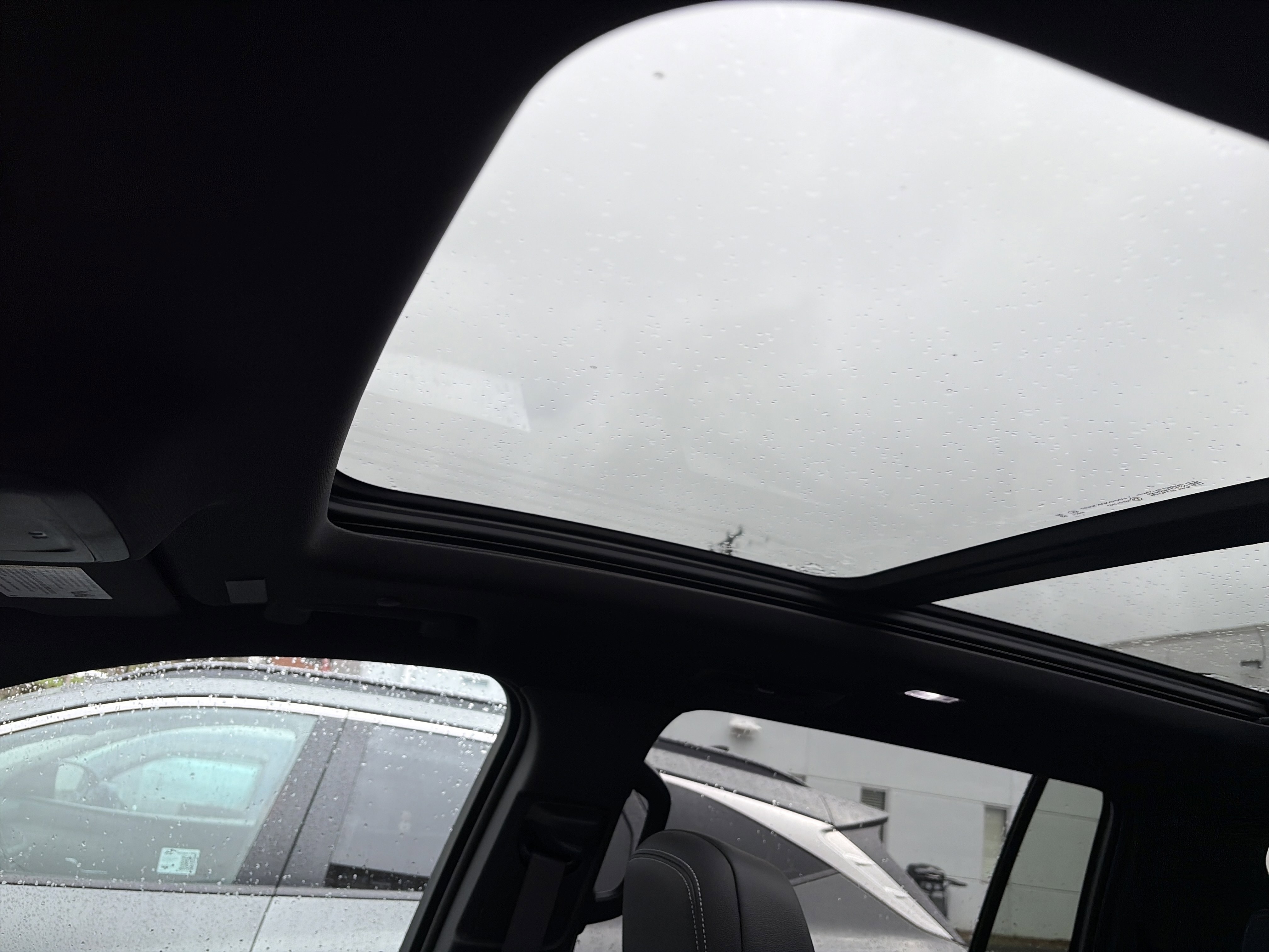 Certified 2025 Chevrolet Traverse LT w/ Sun and Wheel Package image 11