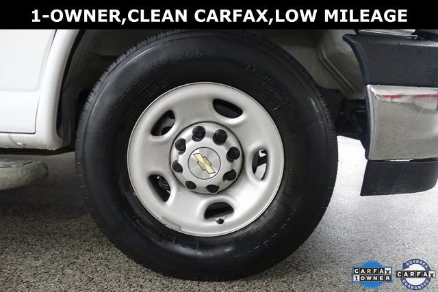 Used 2023 Chevrolet Express 2500 w/ Driver Convenience Package image 18