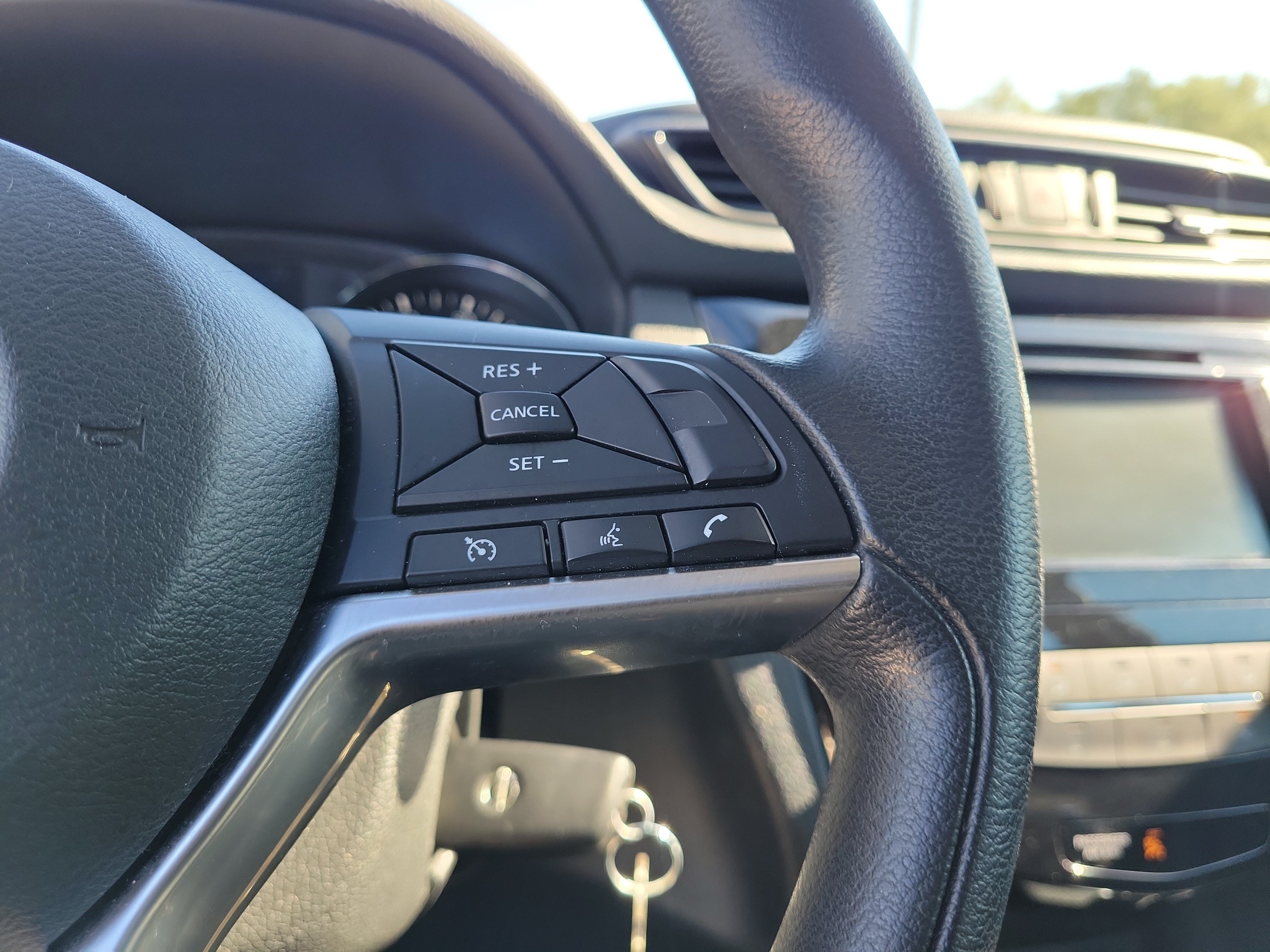 Certified 2020 Nissan Rogue S FWD image 23