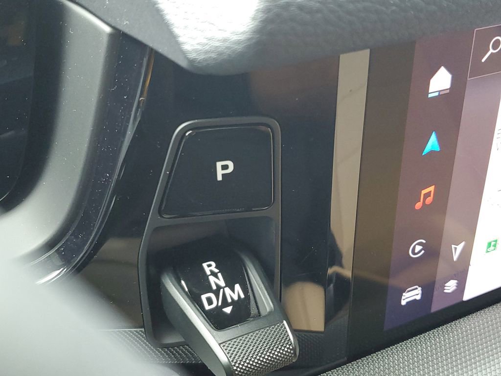 Certified 2025 Porsche Cayenne E-Hybrid image 26