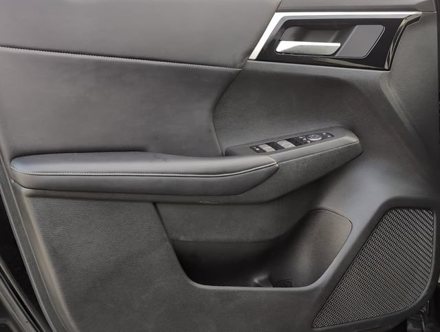 Used 2024 Mitsubishi Outlander SE Black Edition FWD image 15