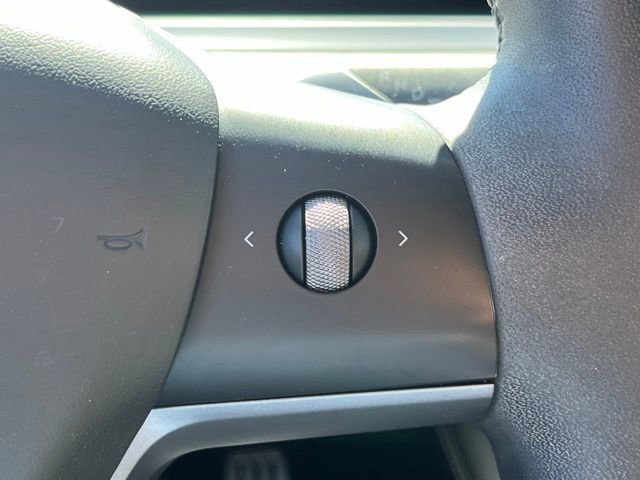 Used 2023 Tesla Model 3 Performance image 15