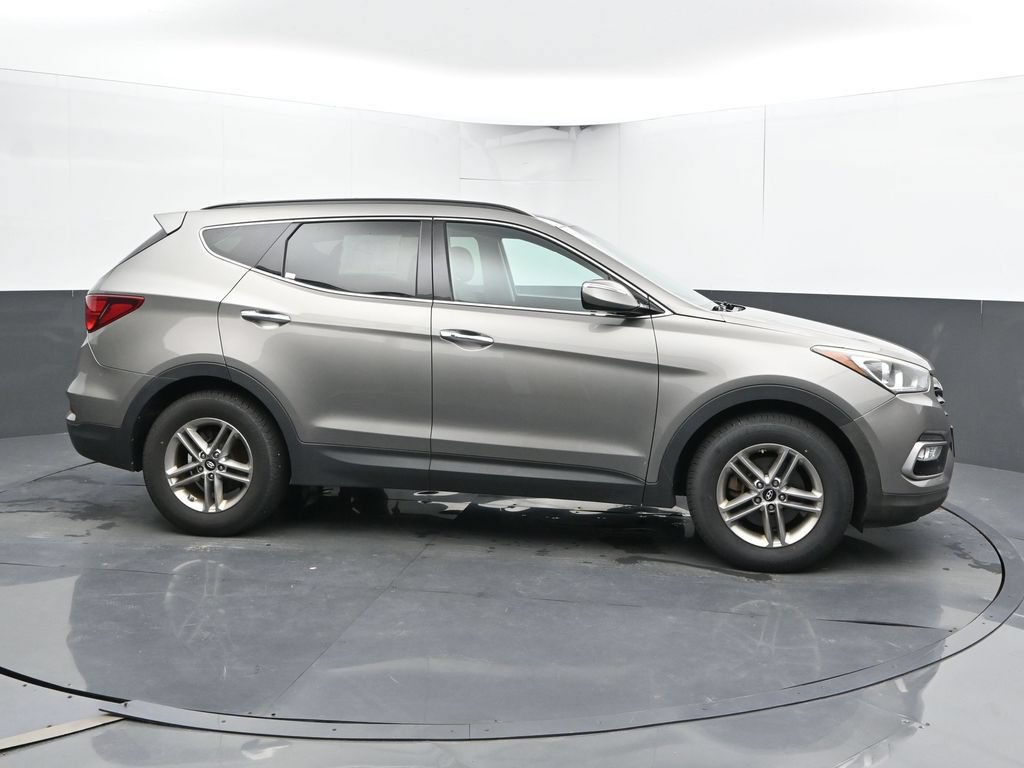 Used 2018 Hyundai Santa Fe Sport w/ 2.4L Value Package 02 FWD image 4