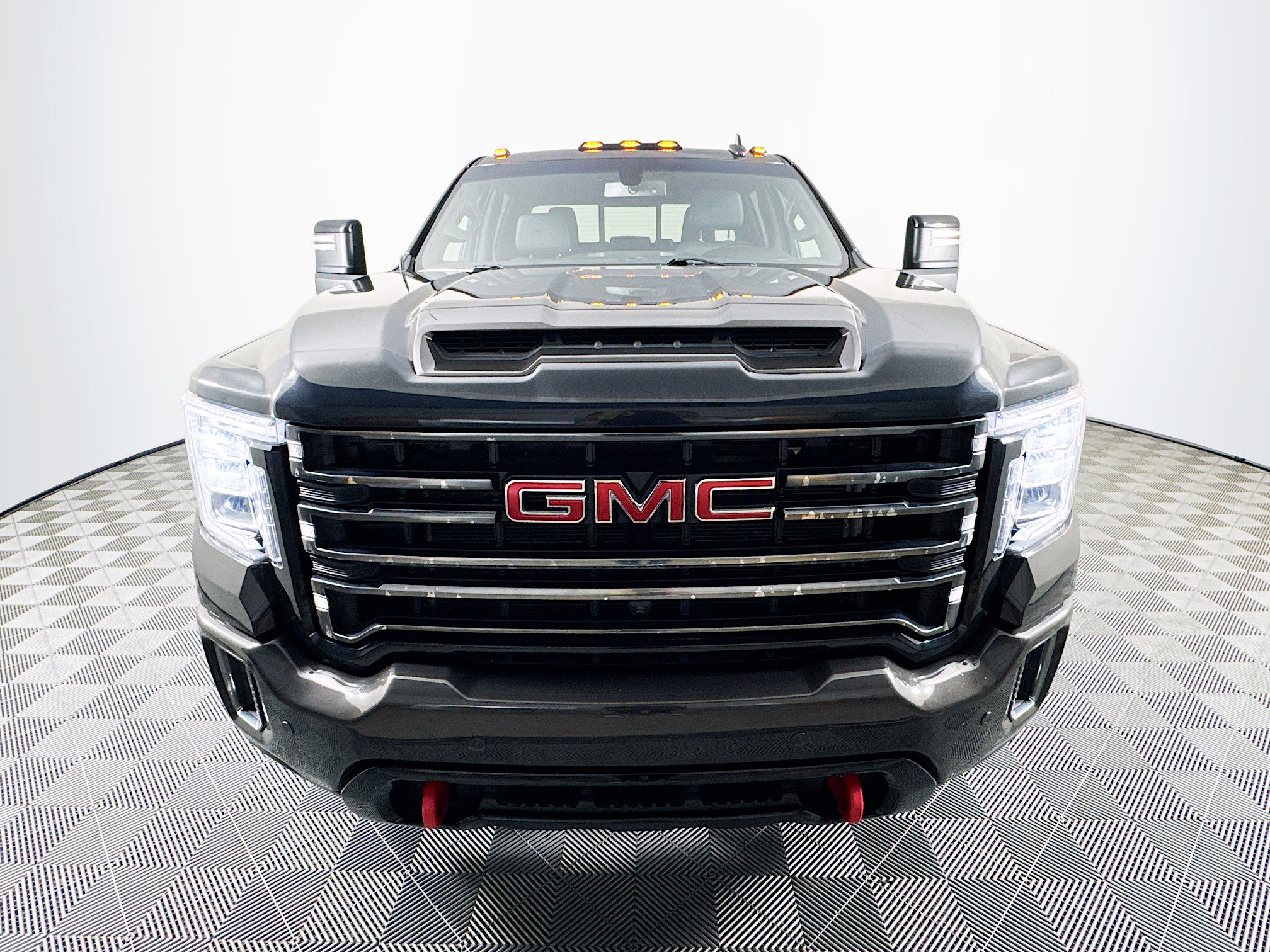Used 2021 GMC Sierra 2500 AT4 w/ AT4 Preferred Package image 2