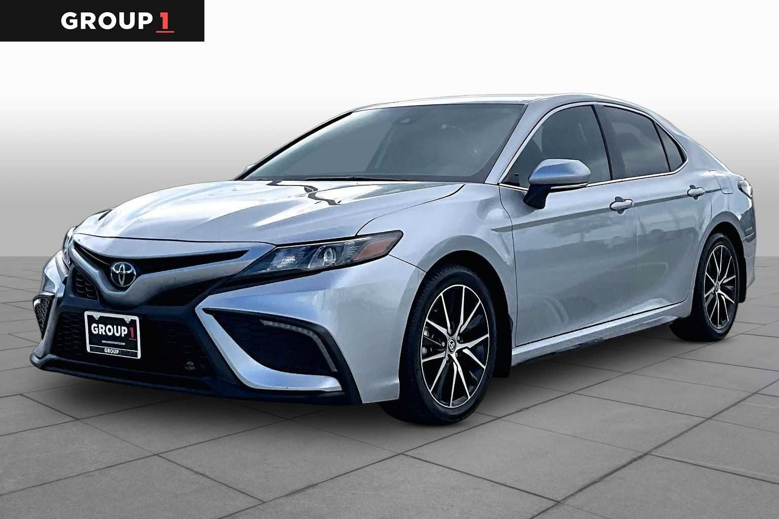 Used 2024 Toyota Camry SE