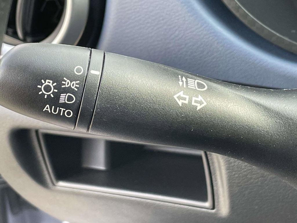 Used 2025 Nissan Versa SV w/ Trunk Package image 22