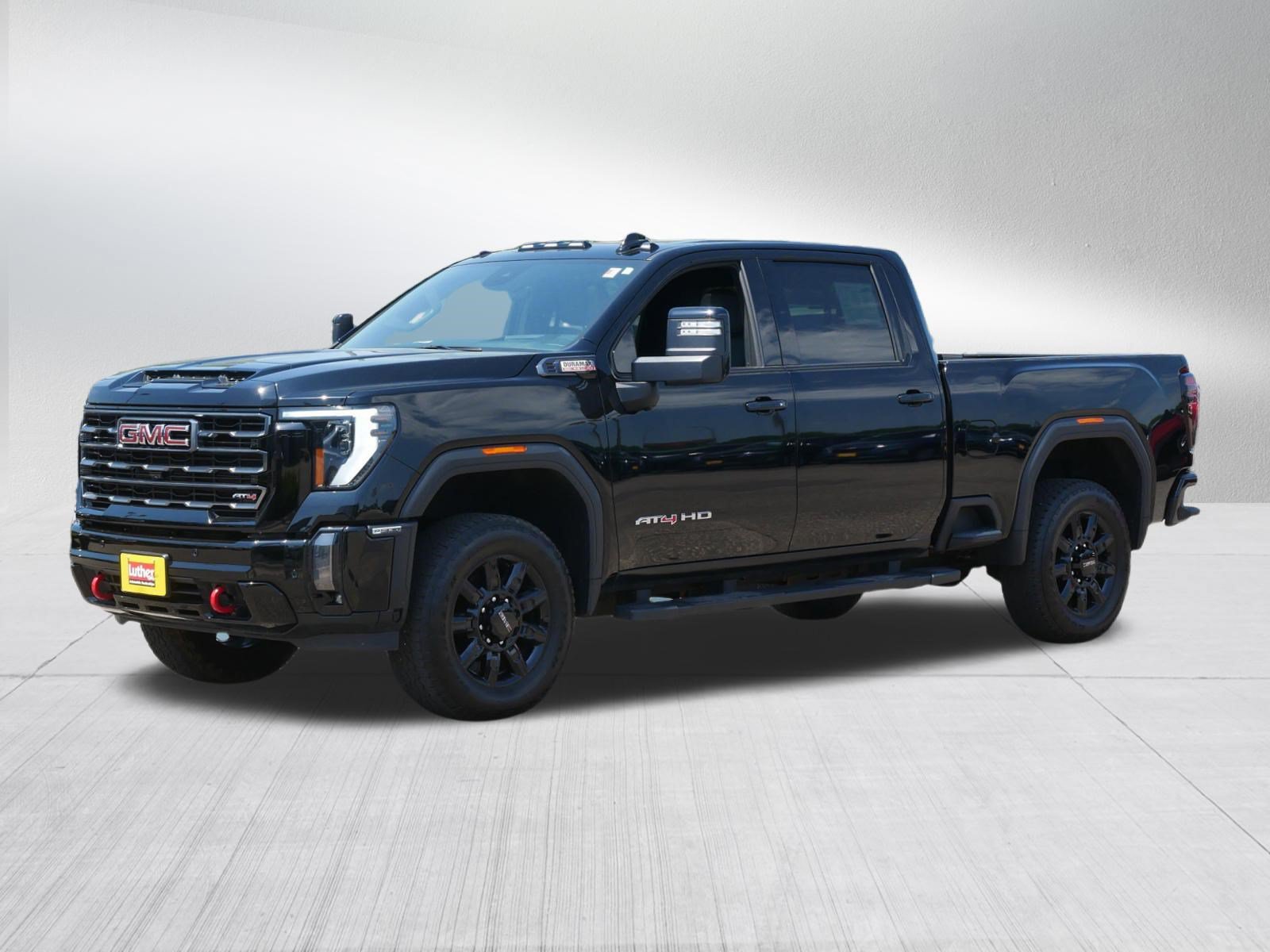 Used 2024 GMC Sierra 2500 AT4 w/ Technology Package AWD/4WD image 3