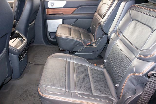 Used 2024 Lincoln Navigator Black Label image 19