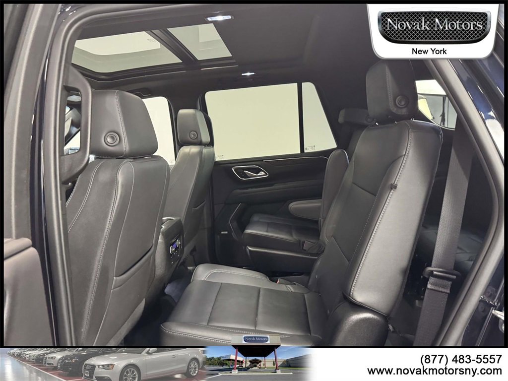 Used 2022 Chevrolet Tahoe LT w/ LT Signature Plus Package image 13
