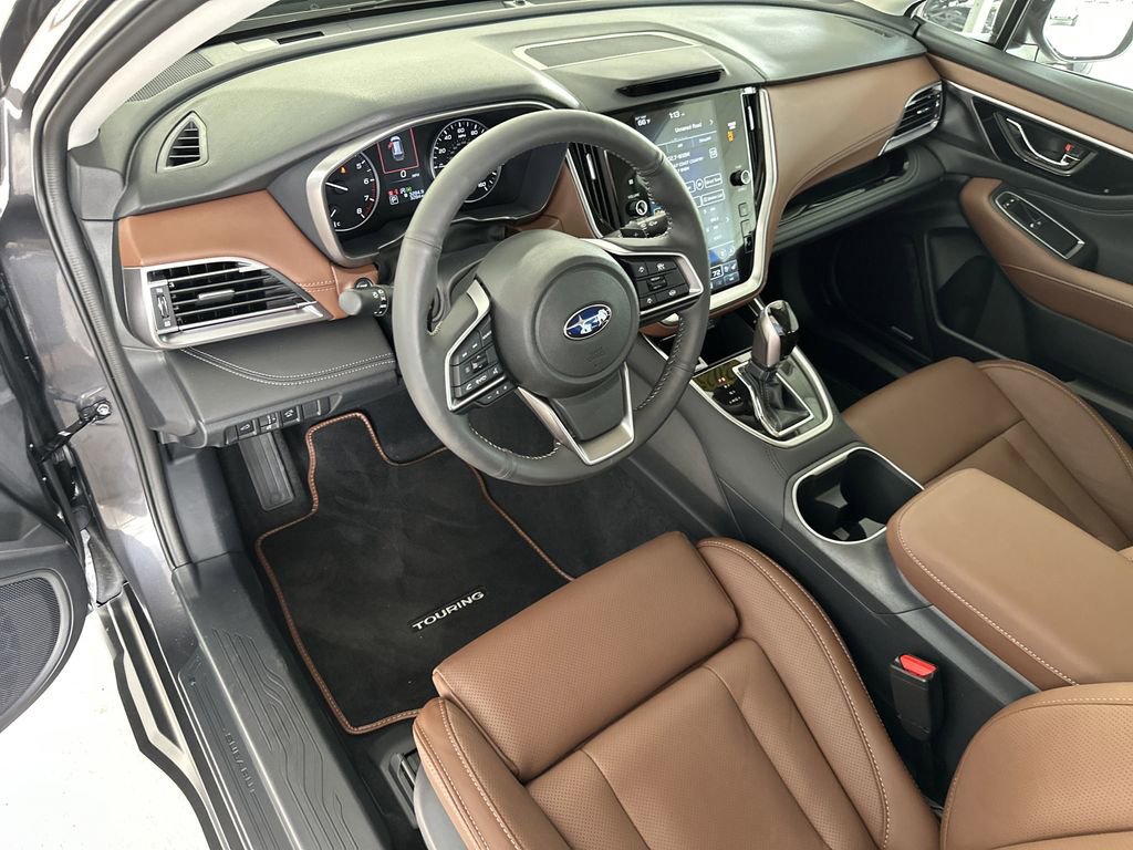 Used 2025 Subaru Outback Touring w/ Popular Package #2 image 13