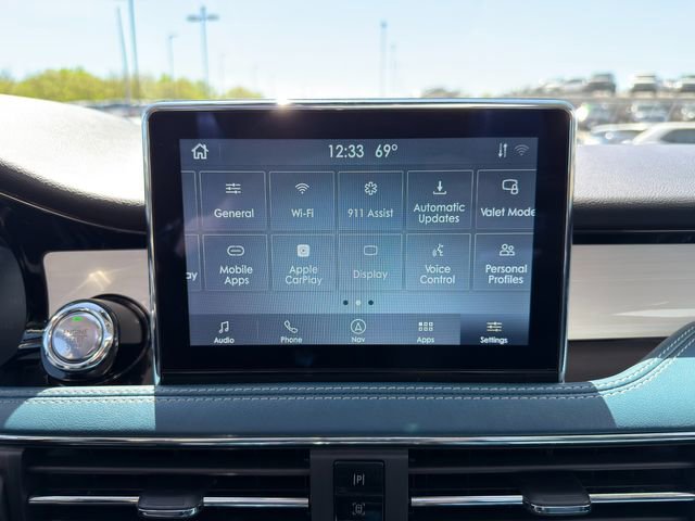 Used 2020 Lincoln Corsair Reserve w/ Equipment Group 202A AWD/4WD image 32