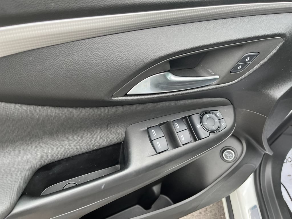 Used 2024 Buick Envista Avenir FWD image 10
